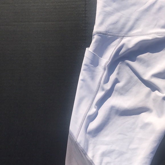 Athleta White & Tan Capri/Crop Leggings - Picture 10 of 13